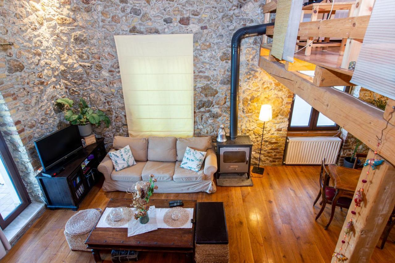 Seaview Stone Apartment In Ipsos Beach Exterior photo